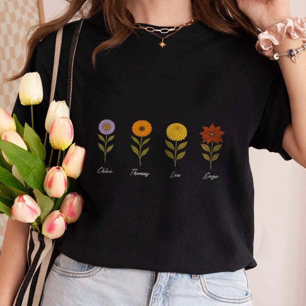 T-shirt personnalisé avec fleurs de naissance