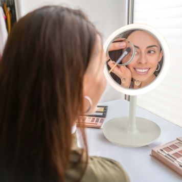 Miroir maquillage avec ventilateur